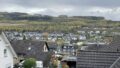 Aussicht vom Balkon und Wohnzimmer